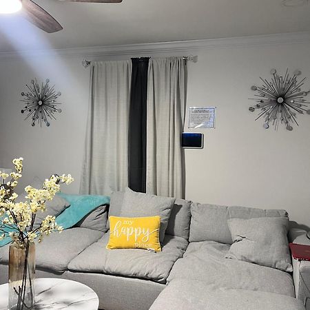 Stylish Cozy Quiet Family Retreat And Romantic Getaway Sleeps Up To 7 With Fast Wifi, Free Parking, Work Station, Alexa Enabled, Fenced In Backyard For Pets Grill Party Patio, Porch, Beach, Canal, Stadium,Boardwalk Restaurants, And Much More! Atlantic City Exteriör bild