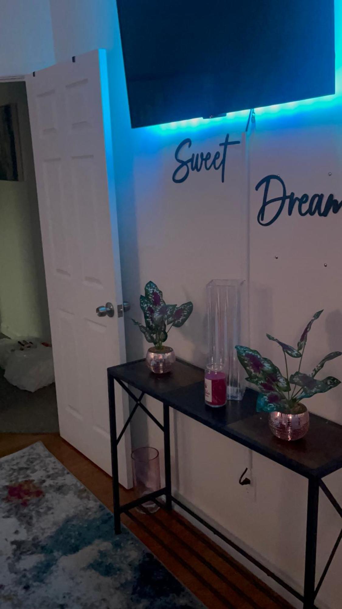 Stylish Cozy Quiet Family Retreat And Romantic Getaway Sleeps Up To 7 With Fast Wifi, Free Parking, Work Station, Alexa Enabled, Fenced In Backyard For Pets Grill Party Patio, Porch, Beach, Canal, Stadium,Boardwalk Restaurants, And Much More! Atlantic City Exteriör bild