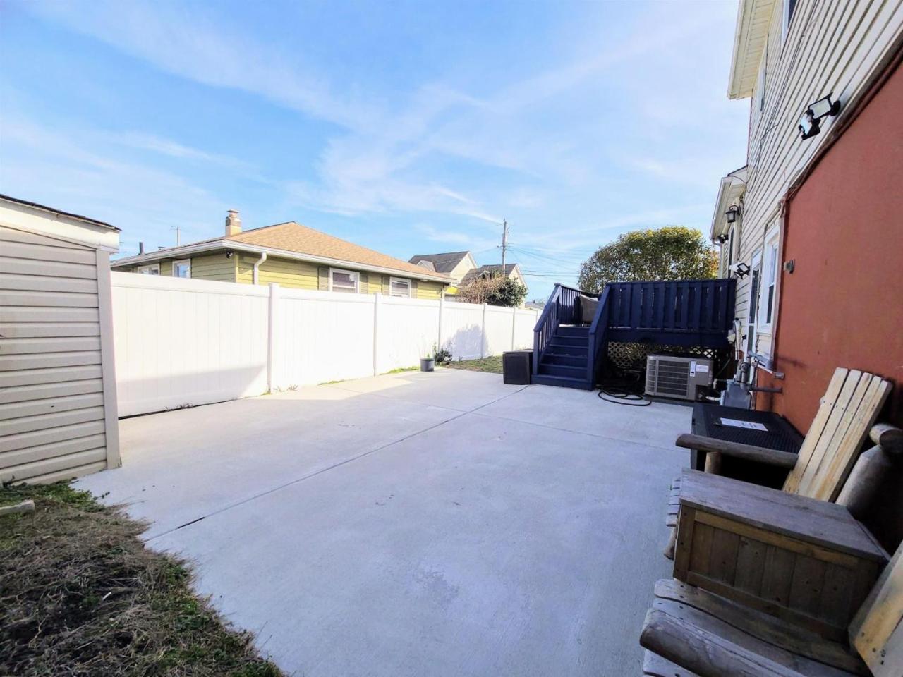 Stylish Cozy Quiet Family Retreat And Romantic Getaway Sleeps Up To 7 With Fast Wifi, Free Parking, Work Station, Alexa Enabled, Fenced In Backyard For Pets Grill Party Patio, Porch, Beach, Canal, Stadium,Boardwalk Restaurants, And Much More! Atlantic City Exteriör bild